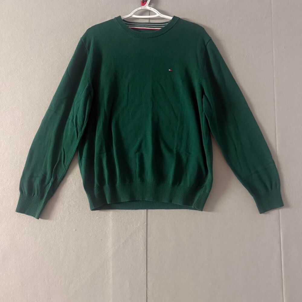 Tommy Hilfiger green flag-logo crewneck sweater in size L
